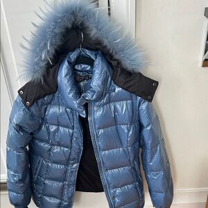 Stylish Kids Puffer Jacket with Faux Fur Hood